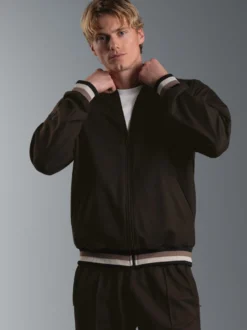 Collegejacke mit kontrastfarbigen Elementen Mocca