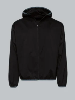 Dünne Kapuzenjacke mit praktischen Taschen Schwarz