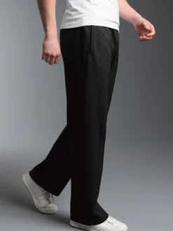 Freizeithose mit weitem Bein und Elastikbund Schwarz