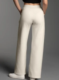 Freizeithose mit weitem Bein und hohem Bund Natur