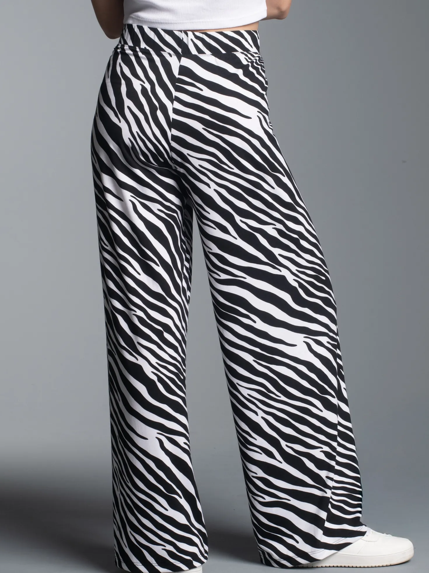 Hüfthose mit Allover-Zebramuster Weiss