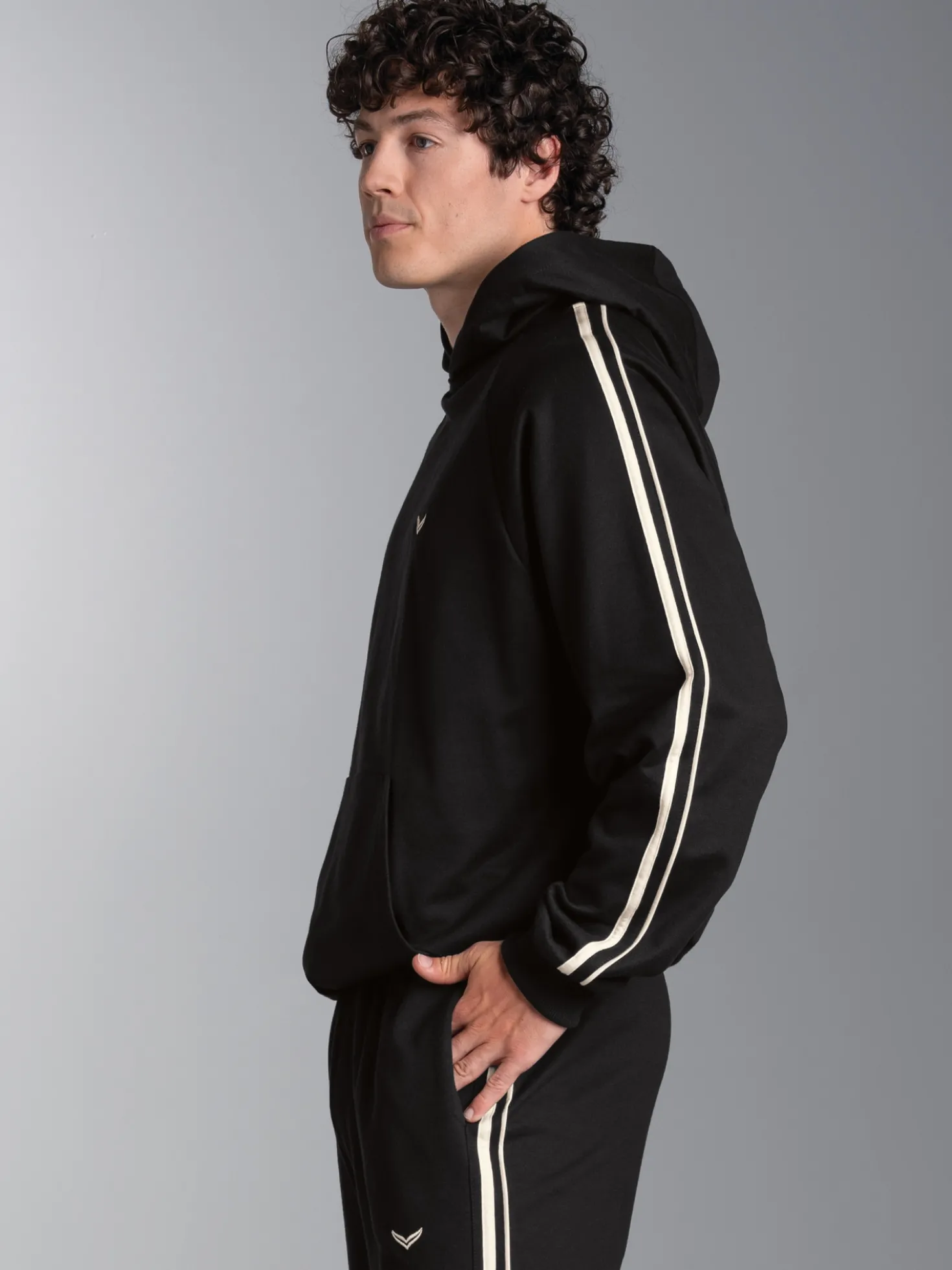Hoodie mit Kontraststreifen Schwarz