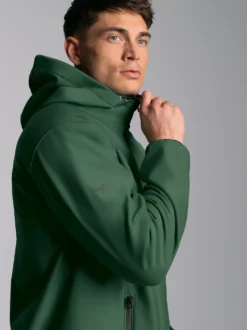 Klassische Softshell–Kapuzenjacke Efeu