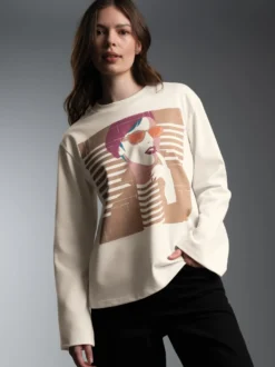 Langarmshirt mit grafischem Print Natur