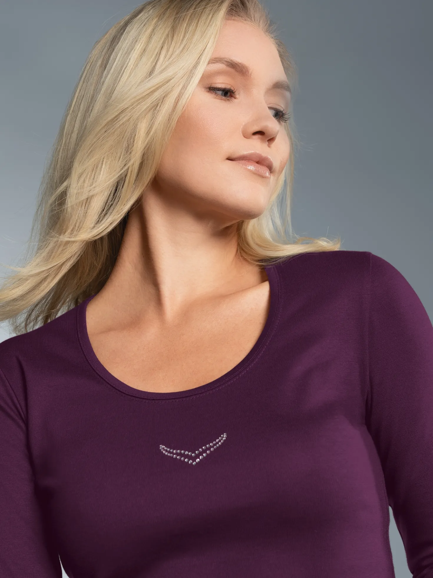 Langarmshirt mit Swarovski® Kristallen Aubergine