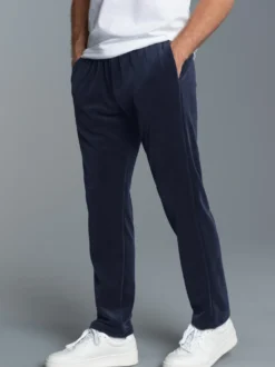 Nicki Hose mit praktischen Eingrifftaschen Navy