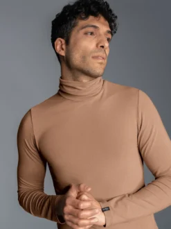 Rollkragen-Shirt aus elastischer Viskose Haselnuss