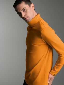 Rollkragenshirt Curry