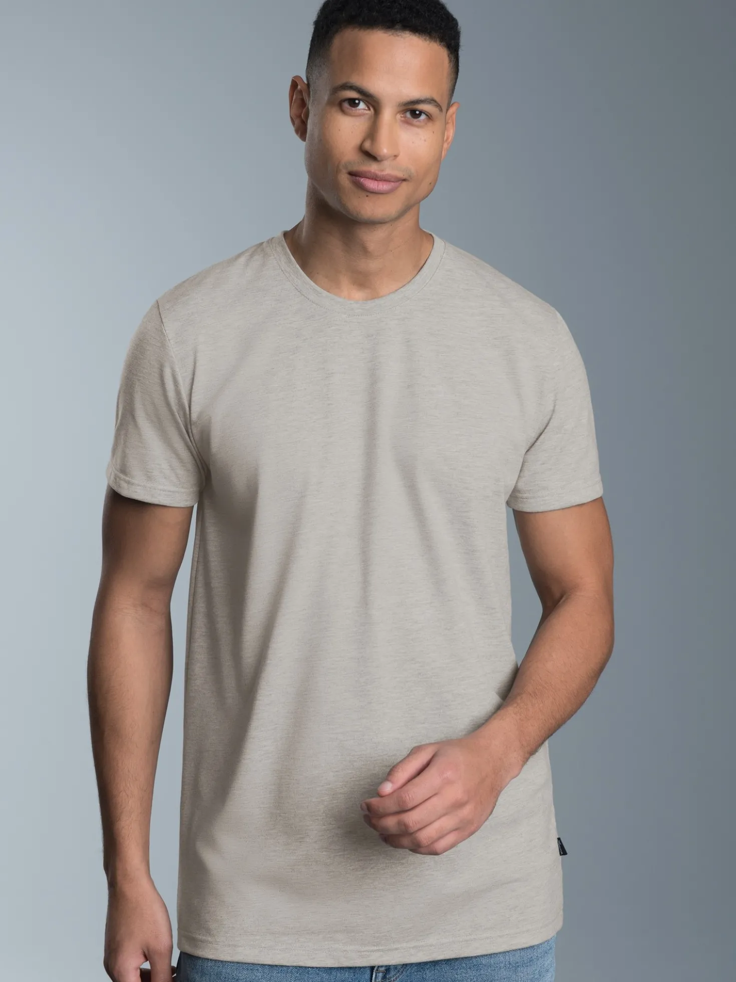 Slim Fit T-Shirt aus DELUXE Baumwolle Grau-melange
