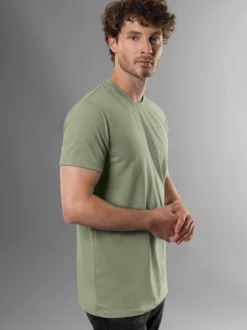 Slim Fit T-Shirt aus DELUXE Baumwolle Salbei