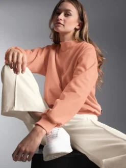 Sweatshirt im modischen Oversize-Look Puder