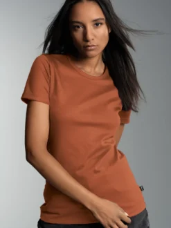 T-Shirt aus Baumwolle/Elastan Zimt