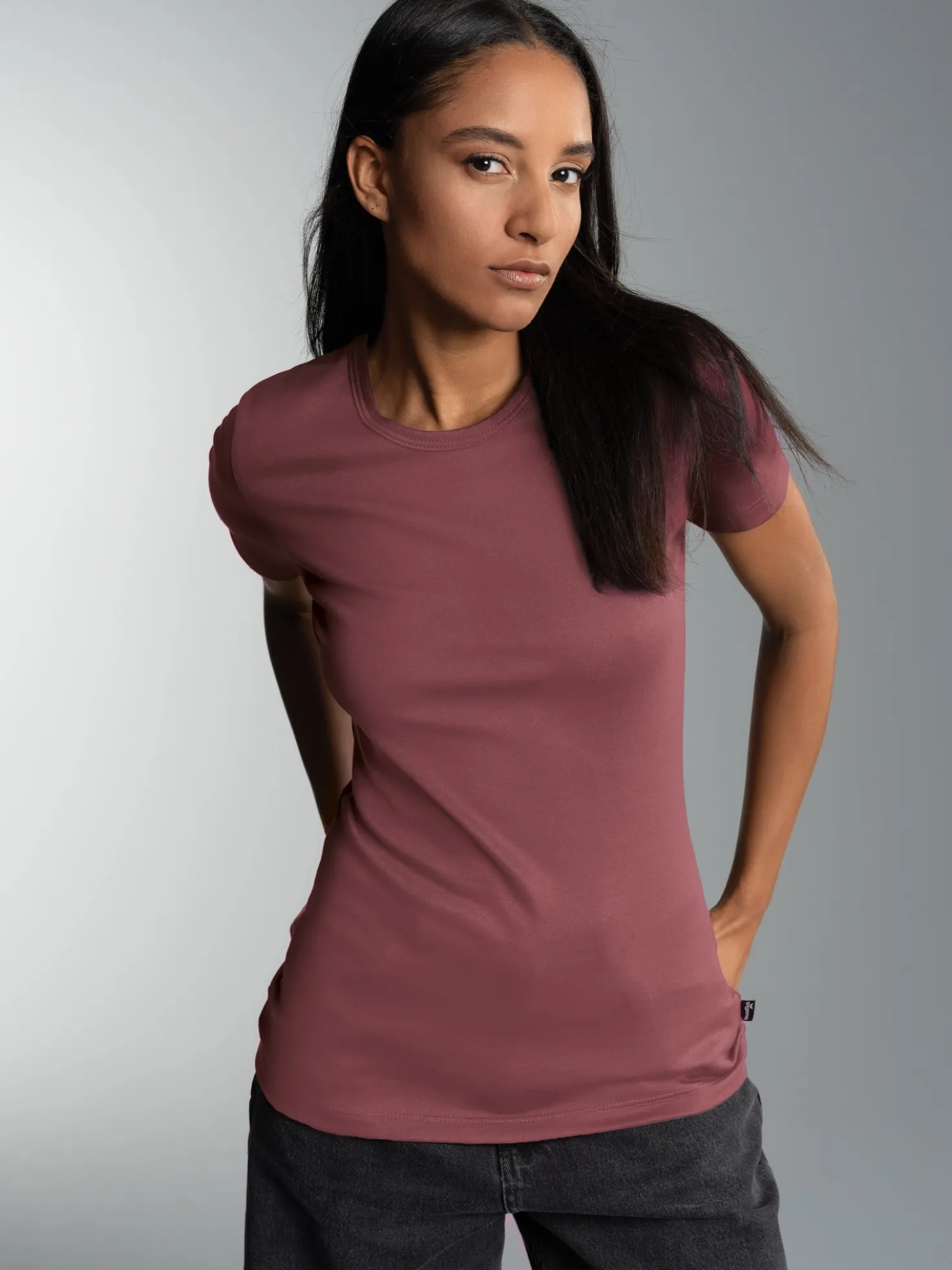 T-Shirt aus Baumwolle/Elastan Mahagoni