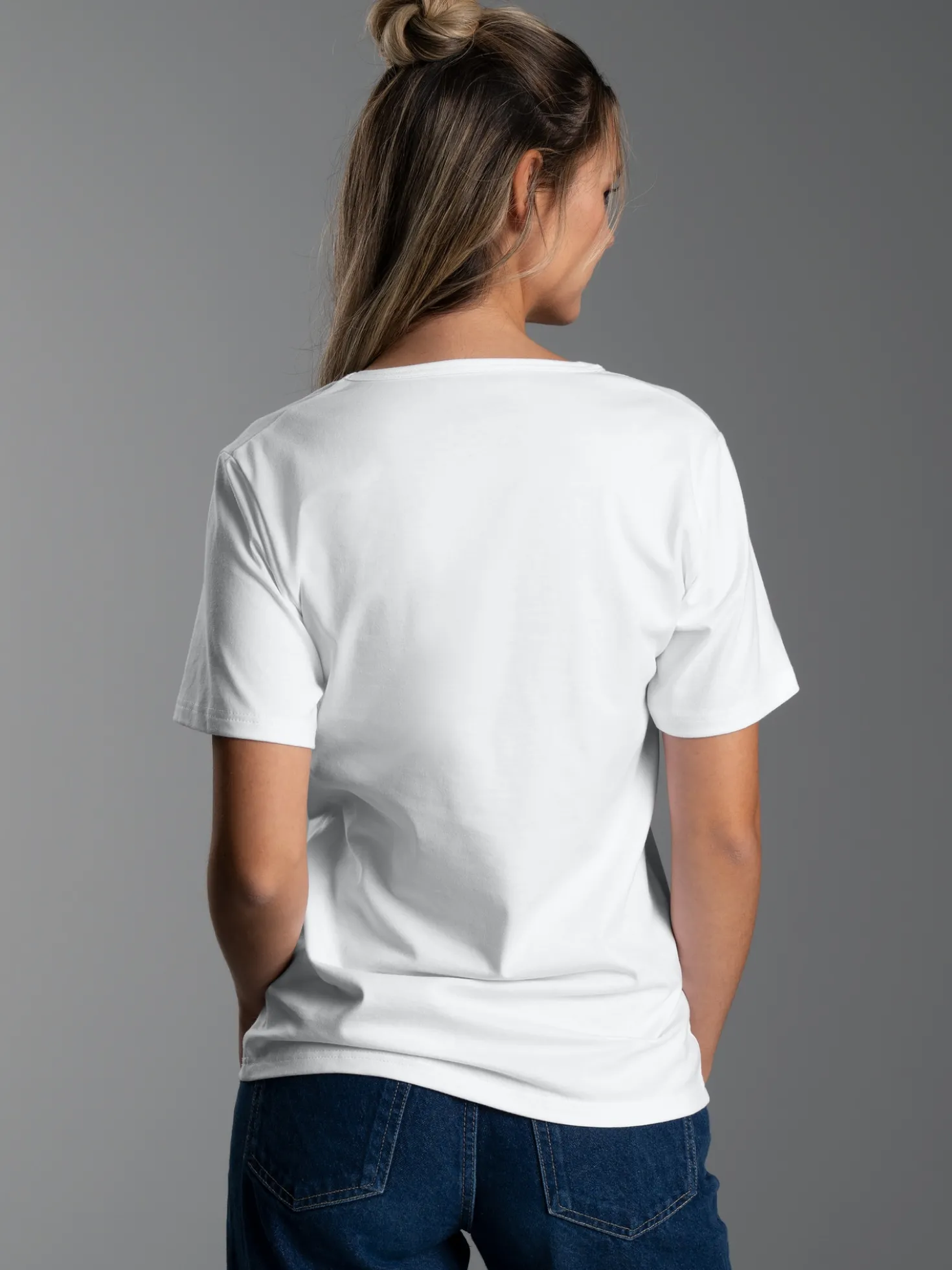 T-Shirt aus Biobaumwolle mit V-Ausschnitt Weiss