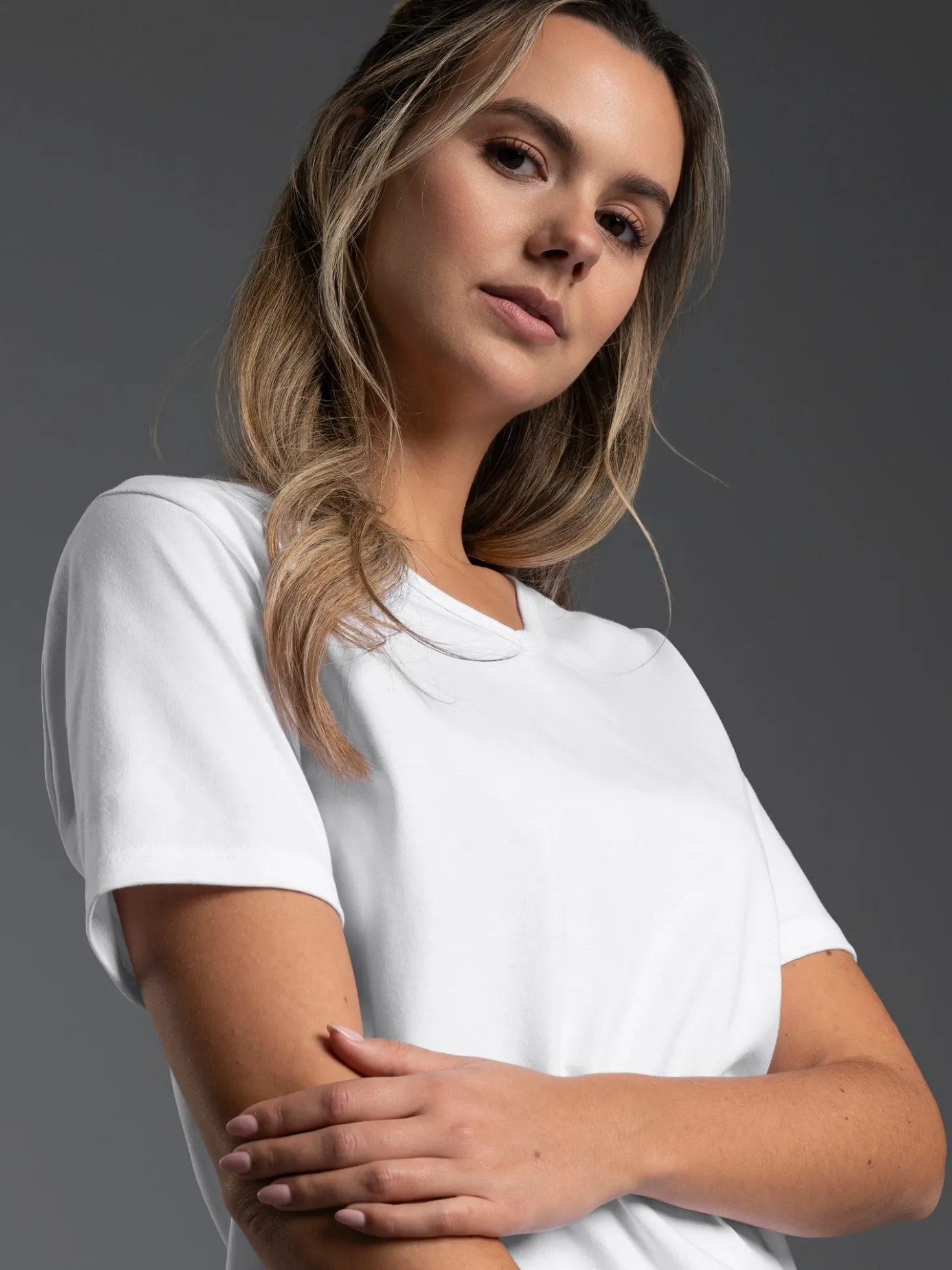 T-Shirt aus Biobaumwolle mit V-Ausschnitt Weiss