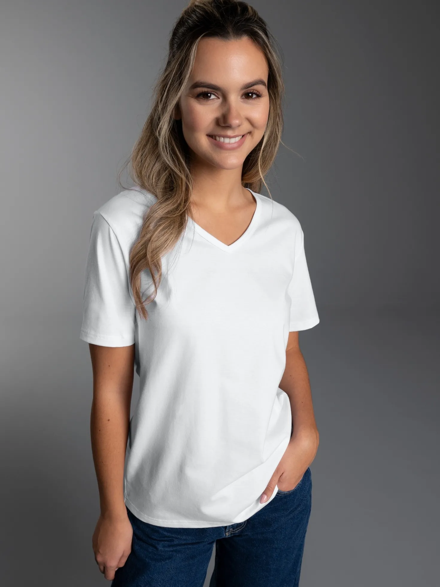 T-Shirt aus Biobaumwolle mit V-Ausschnitt Weiss