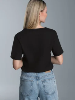 T-Shirt aus Biobaumwolle mit V-Ausschnitt Schwarz