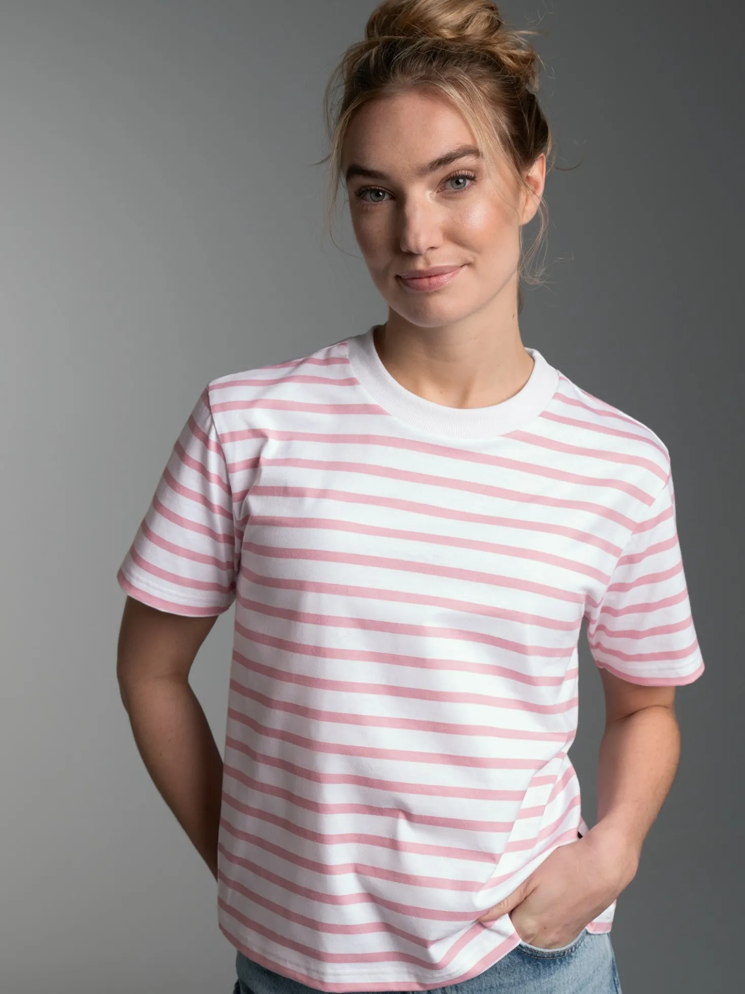 T-Shirt in Ringeloptik Lilie