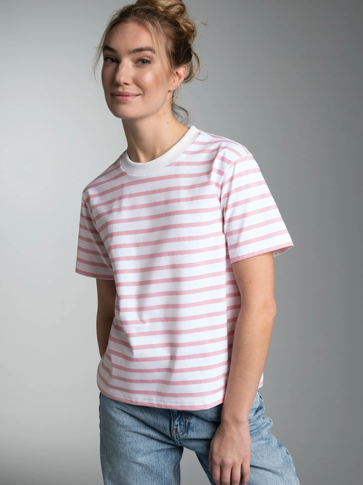 T-Shirt in Ringeloptik Lilie