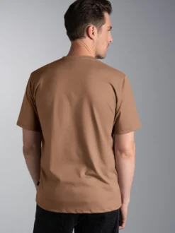 T-Shirt mit abenteuerlichen Hirsch Motiv Haselnuss