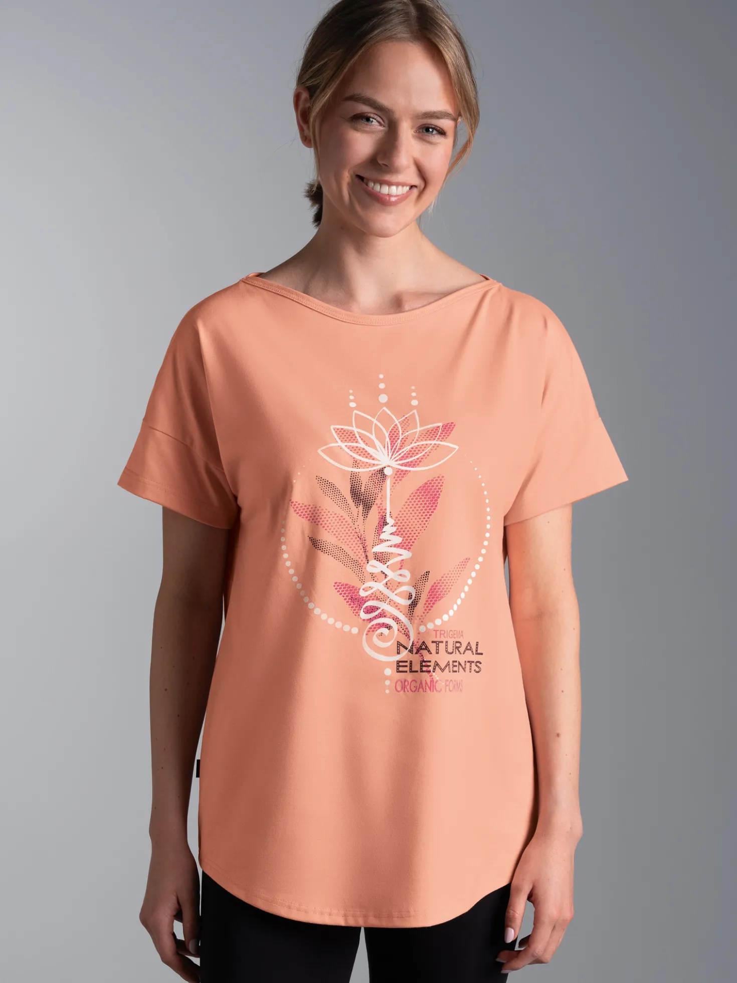 T-Shirt mit Printmotiv "Natural Elements" Puder