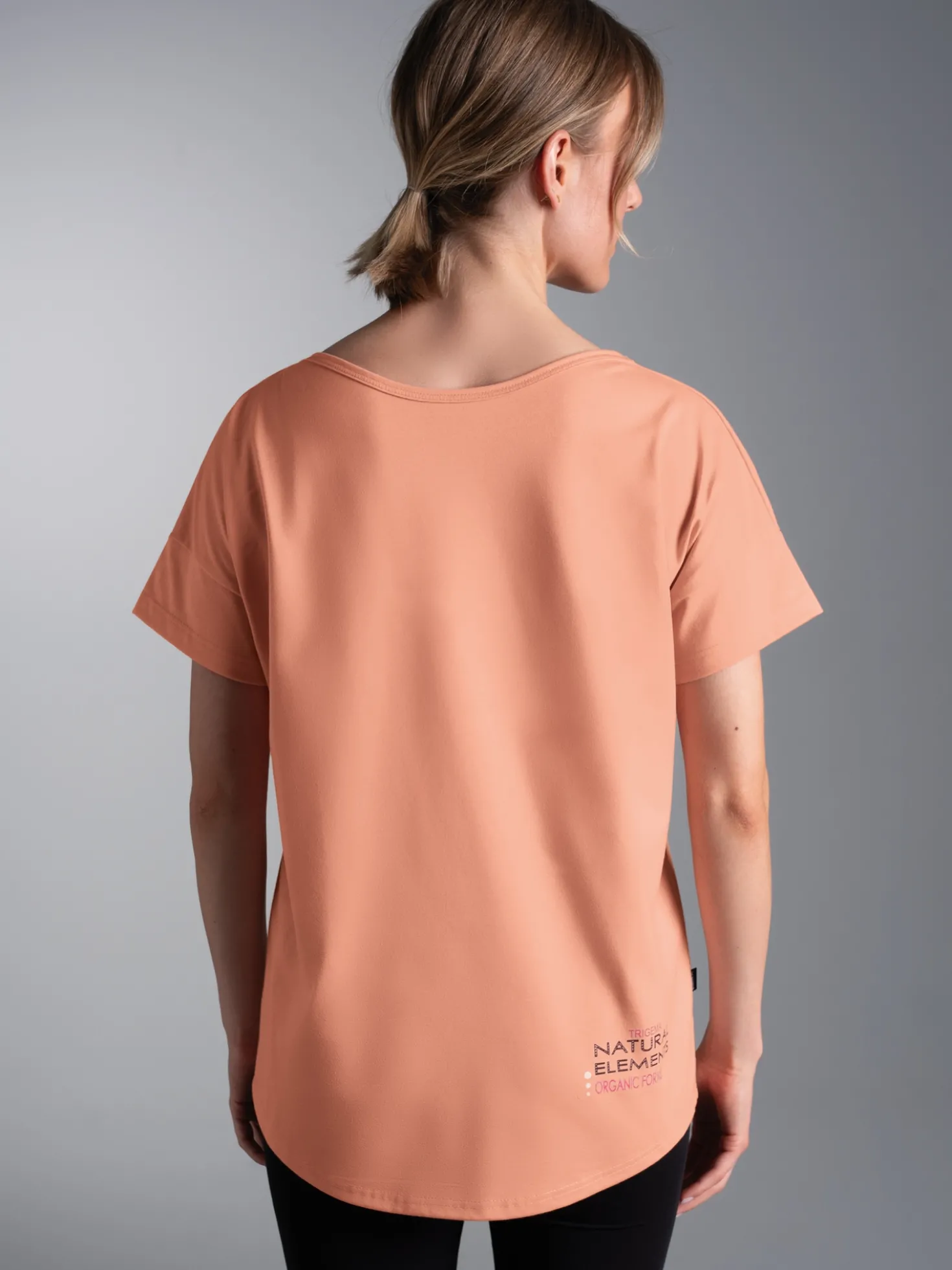 T-Shirt mit Printmotiv "Natural Elements" Puder