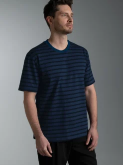 T-Shirt mit 