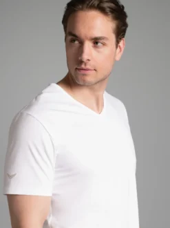 V-Shirt aus 100% Biobaumwolle Weiss-C2C